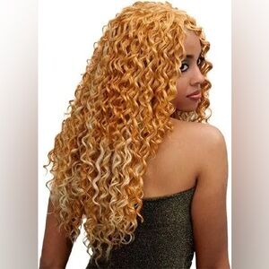 BOBBI BOSS INDIREMI EXPERT SELECT FRENCH WAVE 10” 1B HUMAN HAIR